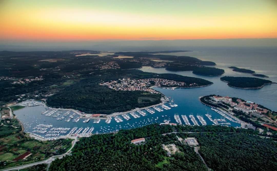 Apartman Diana,Free Parking Πούλα Εξωτερικό φωτογραφία