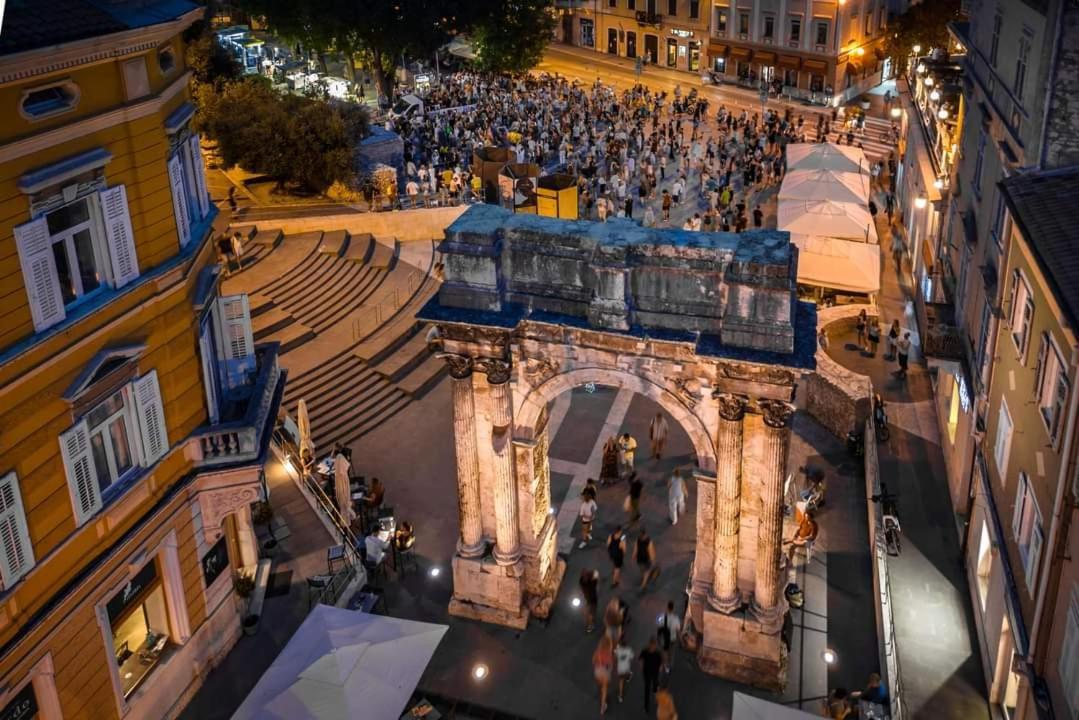Apartman Diana,Free Parking Πούλα Εξωτερικό φωτογραφία