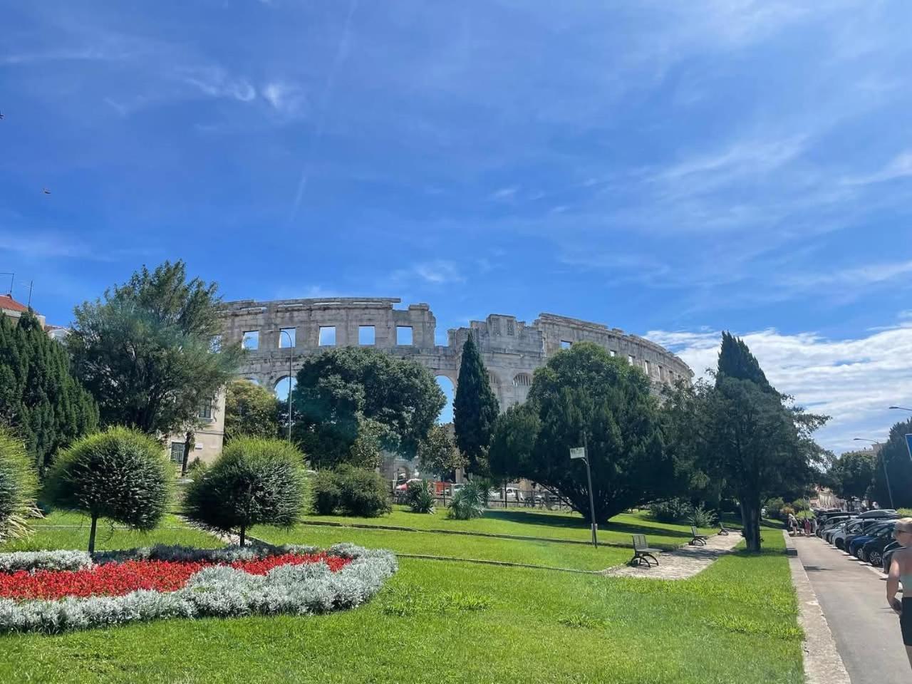 Apartman Diana,Free Parking Πούλα Εξωτερικό φωτογραφία